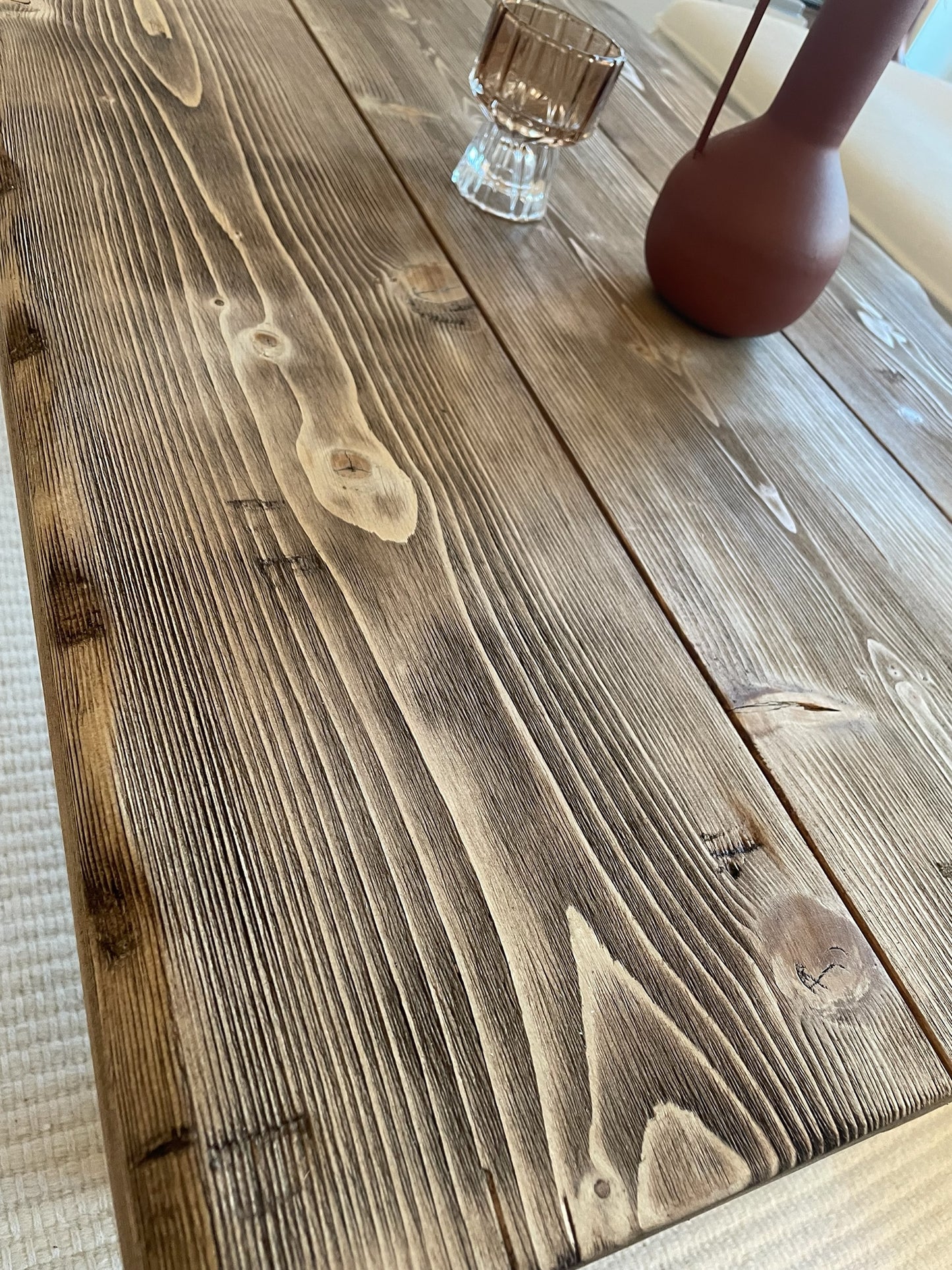 Soffbord lantligt